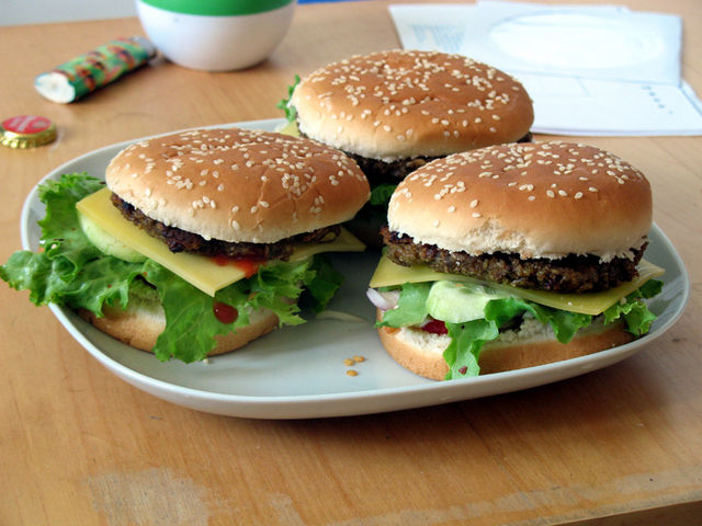 Vegetarische Hamburger fleischsubstitut vegetarisch burger 