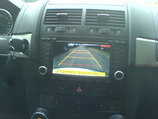 spielzeug r�ckfahrkamera tuareg auto display vw 