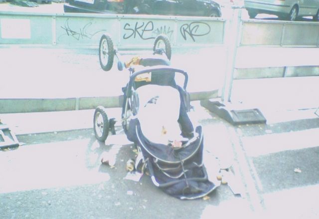 s�dstadt-idyll buggy kinderwagen m�ll s�dstadt chlodwigplatz abfall 