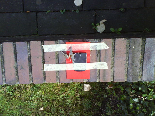 hmmm festgeklebt schl�ssel gefunden 