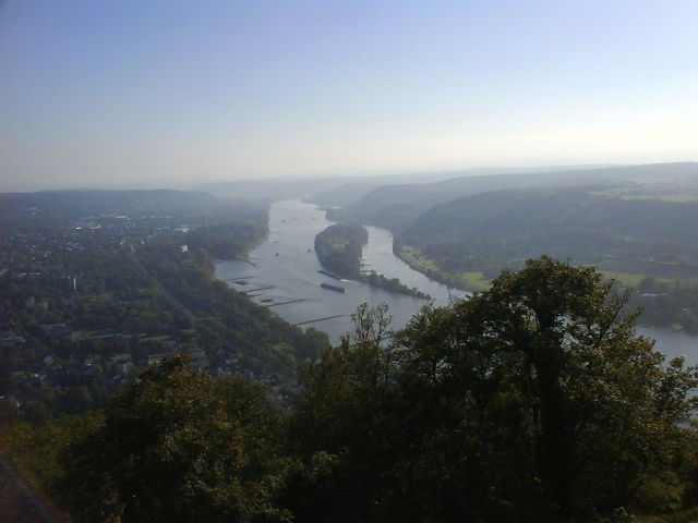 blick vom drachenfels drachenfgels rhein knigswinter ausblick 