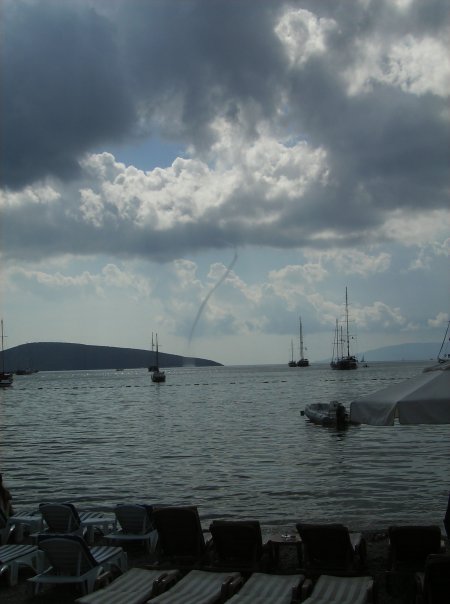 naturgewalt sturm wirbelsturm himmel meer wetter trkei bodrum 