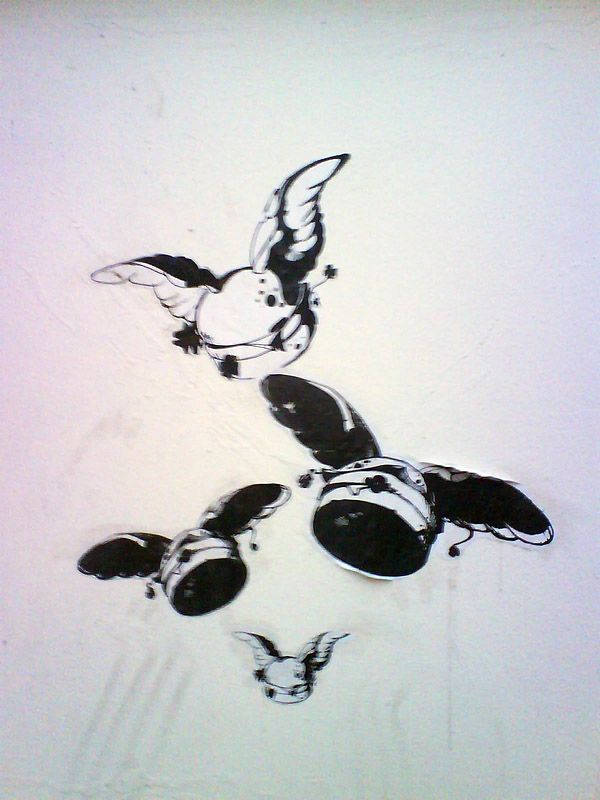 flying burger fl�gen sticker streetart heumarkt burger 