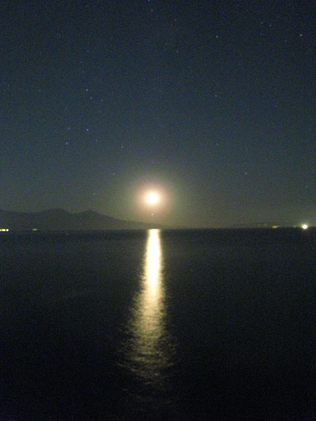 Mondschein meer wasser mond t�rkei berge kusadasi 