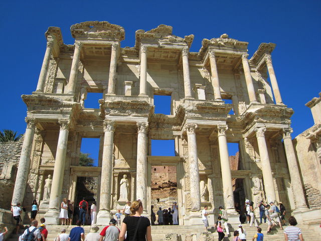 Celsus Bibliothek celsusbibliothek trkei touristen melanie kusadasi ephesus 