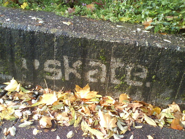 gute idee sandstrahl skate graffiti game d�rener strasse mauer 