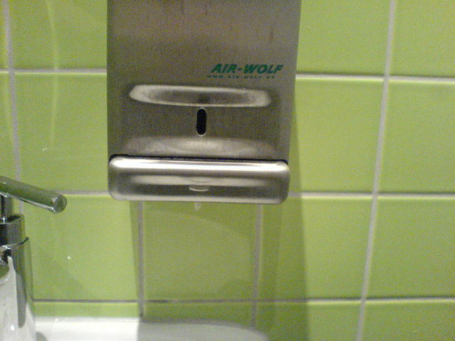 AIR-WOLF Collection (ohne AIR) II seifenspender klo toilette airwolf manuell 