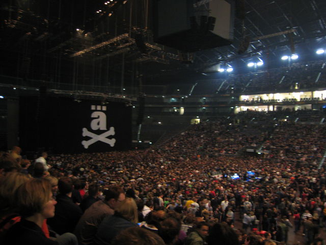 Bevor der Vorhang f�llt... konzert �rzte k�lnarena sitzplatz 