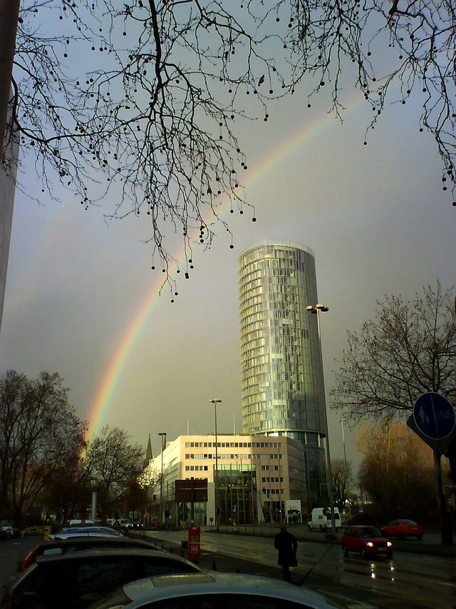 Regenbogen unwetter deutz regenbogen lvr-turm 