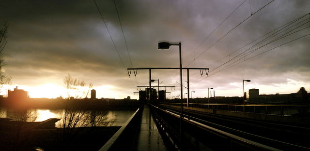 Brckenromantik joggen rhein sonnenuntergang sdbrcke panorama 