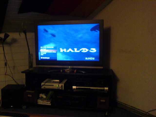 GANZ GRO�ES KINO!! halo mega toshiba xbox fernseher gro� riesig gigant�s hdtv hdmi 
