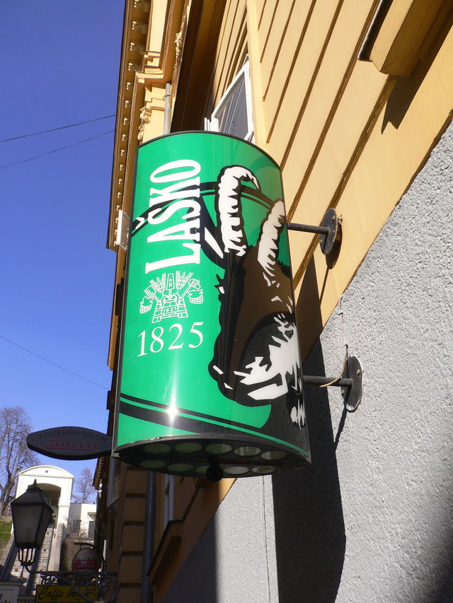 fankneipe in der diaspora? gei�bock fc kneipe zagreb 