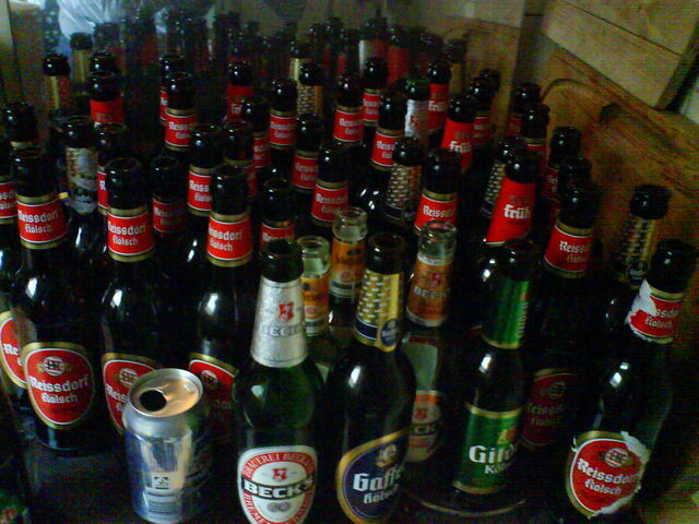 pfandspeicher bier karneval k�lsch saufen flaschen pfand karneval_2008 