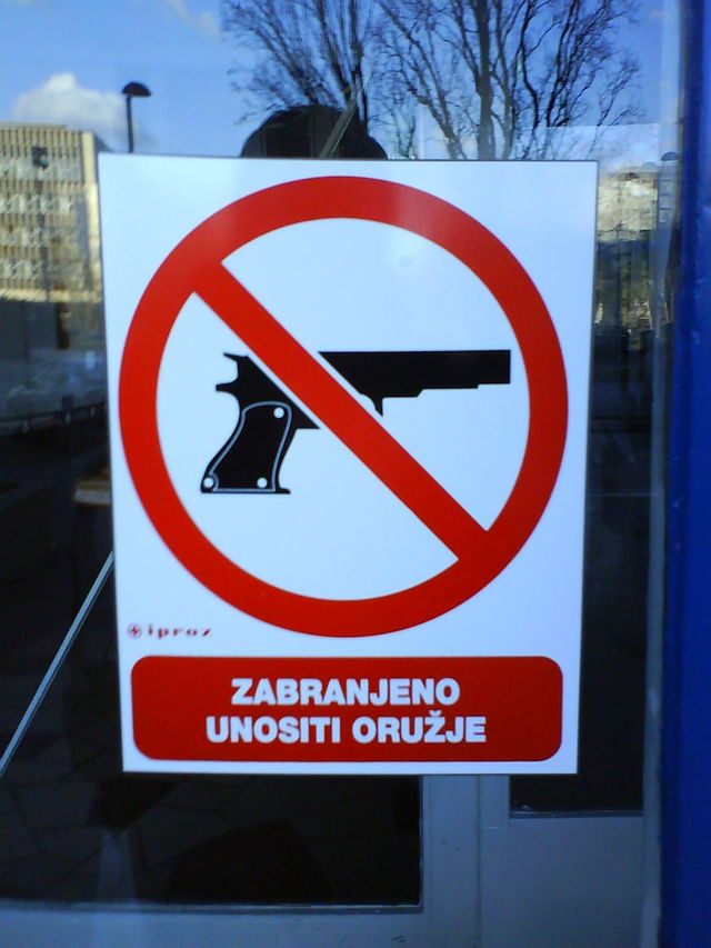 from my cold dead hands schild verbot pistole waffe zagreb 