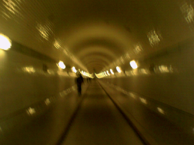 alter elbtunnel elbe elbtunnel tunnel hamburg 