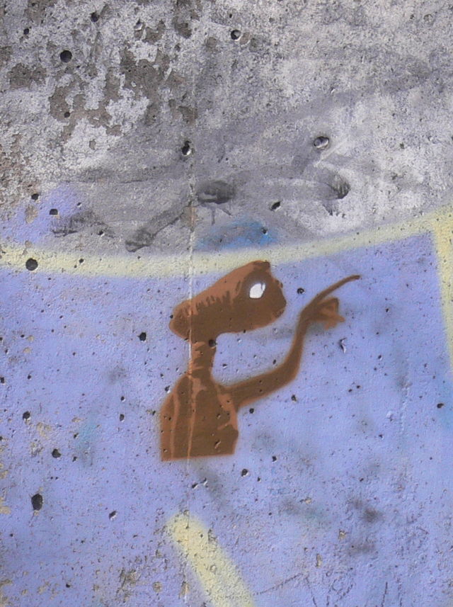 klassiker auerirdisch auerirdischer e.t. alien grafitti streetart hafen hamburg 