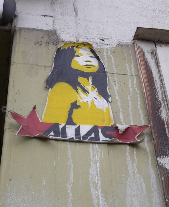 alias streetart frau hamburg schanzenviertel 