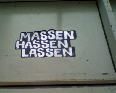asse hassen sticker streetart hamburg massen hass lassen 