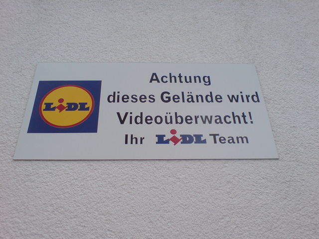 ach nee... kamera berwachung lidl 