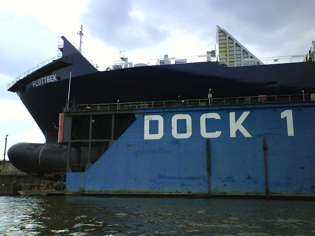 DOCK 1 dock hafen schiff hamburg 