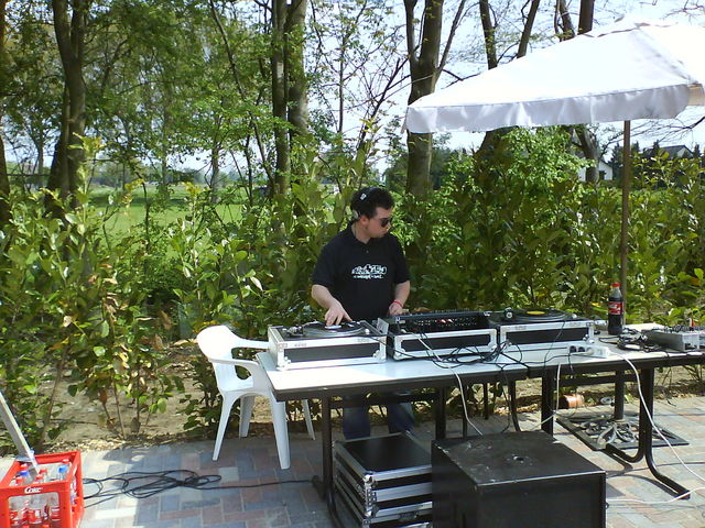 dj dip dipswitch reggae demoparty dj outline outline2008 