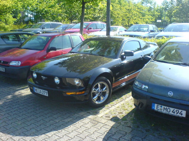 *Brumm* chrom gt vodafone ford mustang schlappen emo 