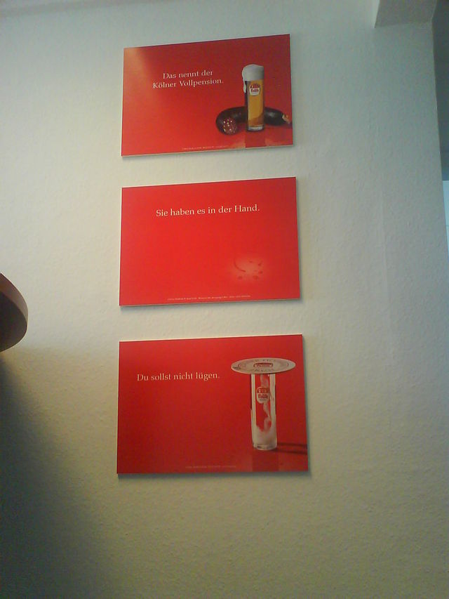 Dreifaltigkeit vollpension rot wand werbung fr�h k�lsch 