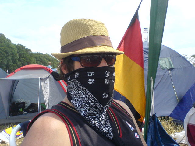 staublungenprophylaxe tuch festival hut micha sonnenbrille staub gangster hurricane2008 