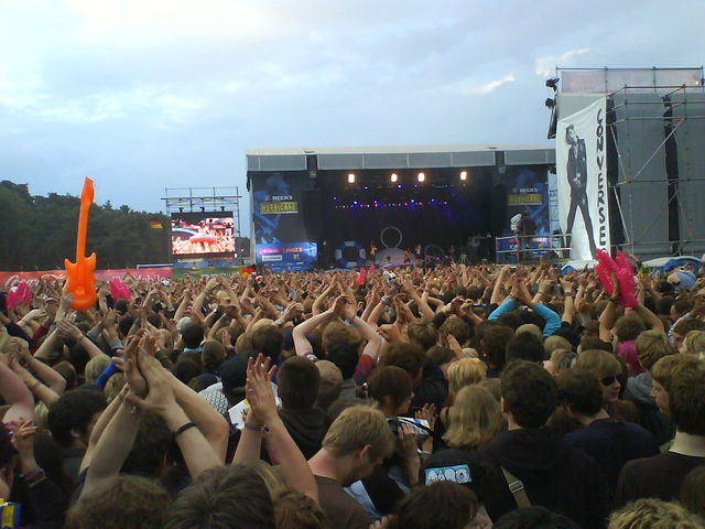 Deichkind, im Ufo deichkind b�hne menschenmassen ufo hurricane hurricane2008 