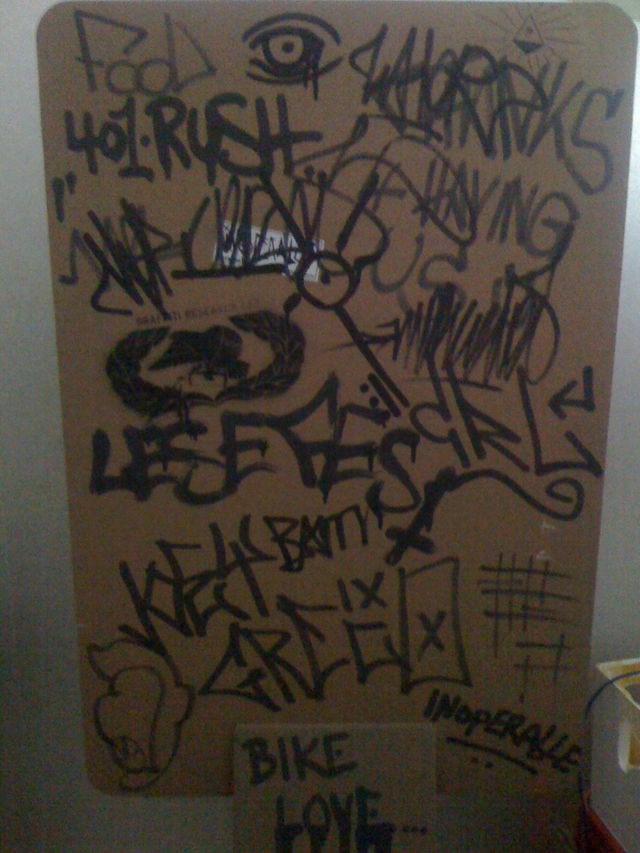 G.R.L. grl lab research grafitti wien 