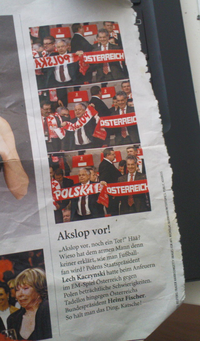 f�r stephan fu�ballschal umgekehrt fan fu�ball polen pr�sident falschrum em2008 schal 