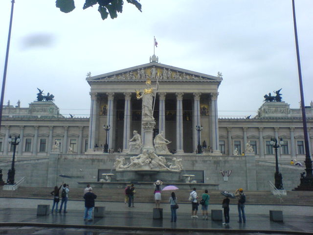 Pallas Athene wien parlament 2008 