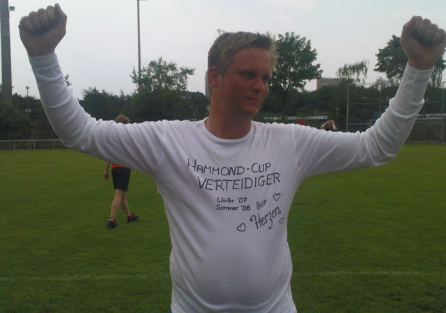 Meister der Herzen herzen sieger titelverteidiger verteidiger shirt andi hammondcup 