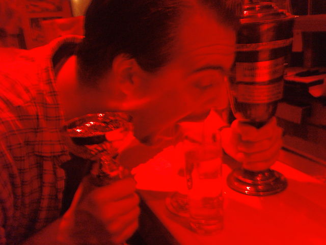 freihandsaufen pokale k�lsch p�nzli trinken pokal hammondbar sieger 