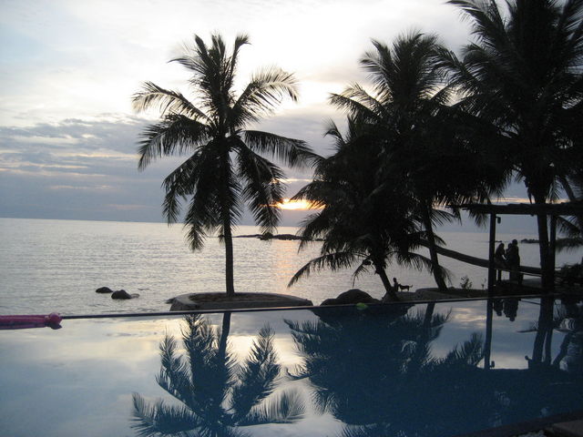 poolblick kopanghan pool meer panorama thailand palmen 