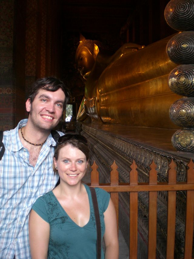 Touris auf Tour buddha lars nina bangkok thailand 