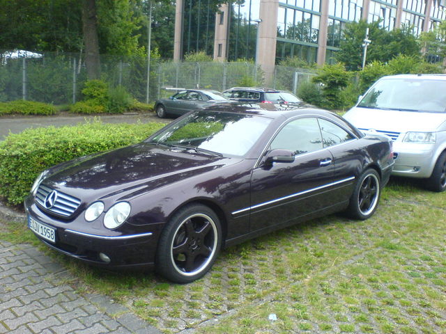 Neues vom Parkplatz II protz mercedes pimp parkplatz vodafone 