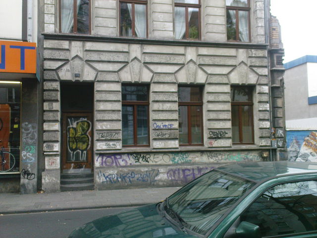 abgerockt haus k�ln streetart sprayen graffiti 