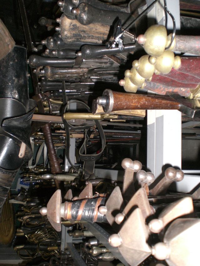 waffenarsenal 2 oper b�hne opernhaus k�lner_oper betriebsausflug_k�lnmusik waffenkammer 