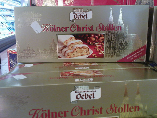 Klner Stollen in Dsseldorf stollen weihnachten dsseldorf 