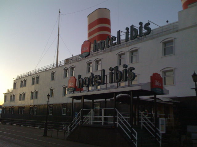 Floating Hotel gteborg ibis hotel boot 