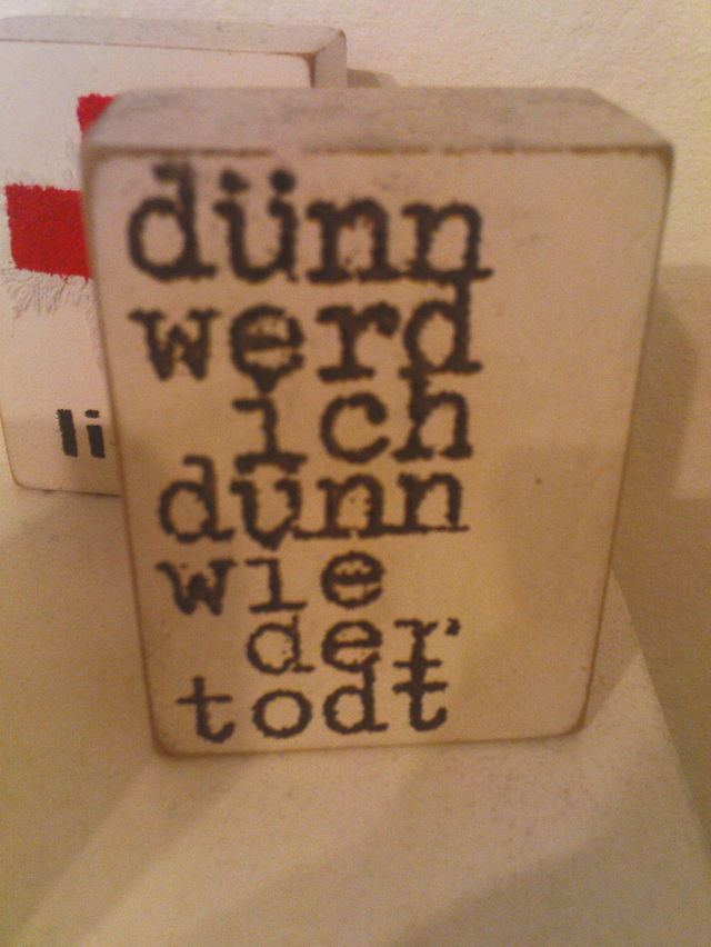 d�nn wie der todt d�nn kunstkaufhaus_ost tod 