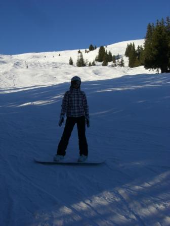 Boarderbraut danni schnee schweiz laax 