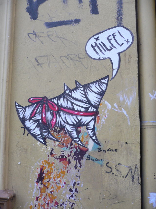 arme sau sau streetart hamburg 