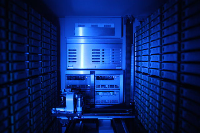 BLAU rechenzentrum blau b�ro lvr roboter tape 