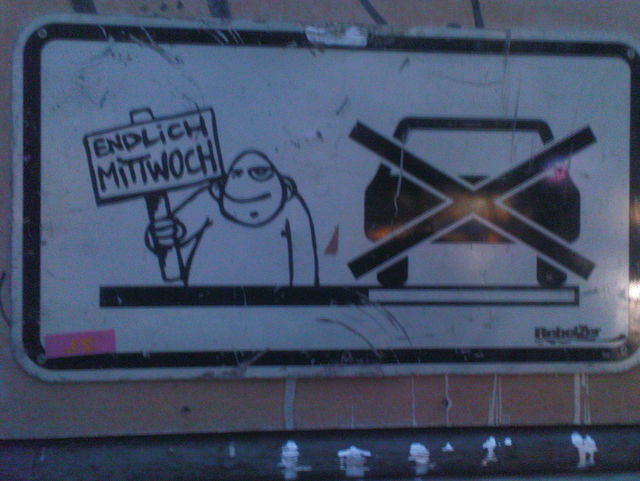 endlich schild streetart mittwoch hamburg 