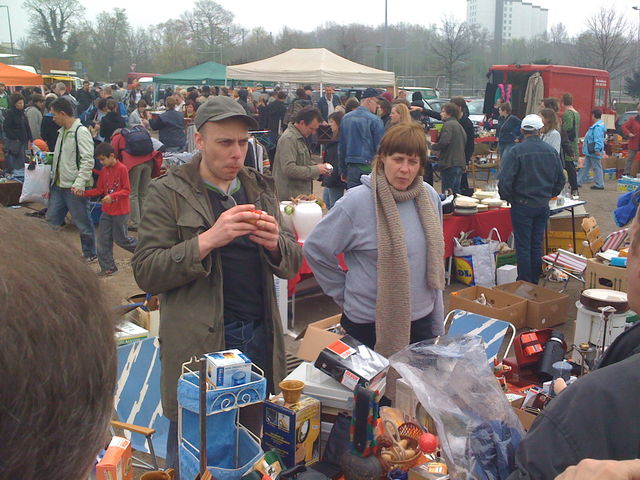 UMSATZ, UMSATZ, UMSATZ monsterotto trdel trdelmarkt kerstin markt micha vogelmann sdstadion flohmarkt 