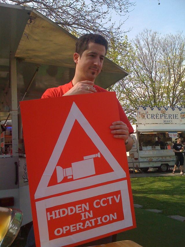   �berwachungsstaat breakpoint tobi cctv 