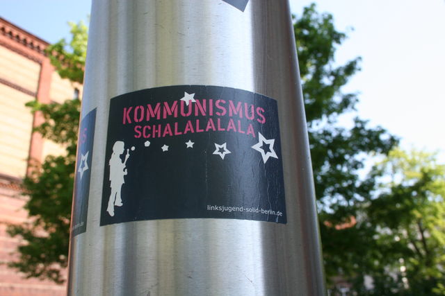 schalalala sticker schwerin kommunismus 