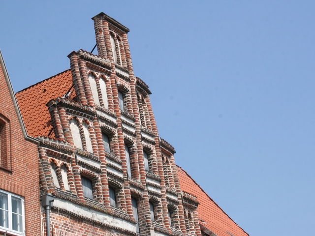 windschief haus schief giebel lueneburg 